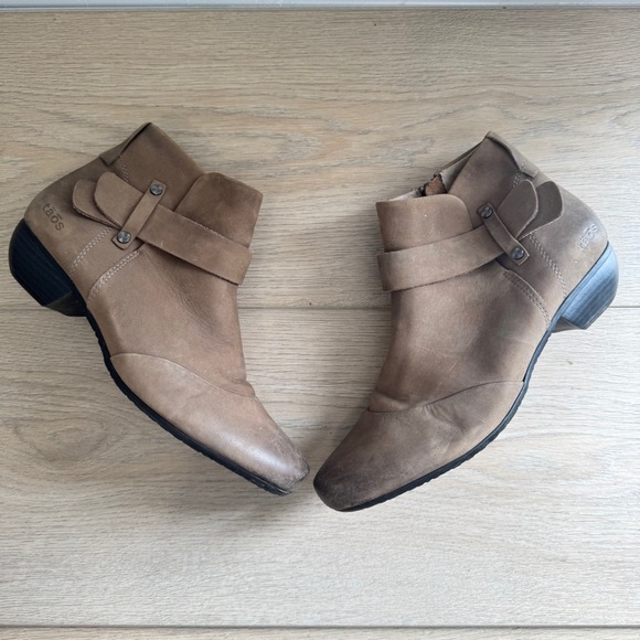 Taos Brown Leather Ankle Booties Size 39 8 - 8.5 - Picture 1 of 5